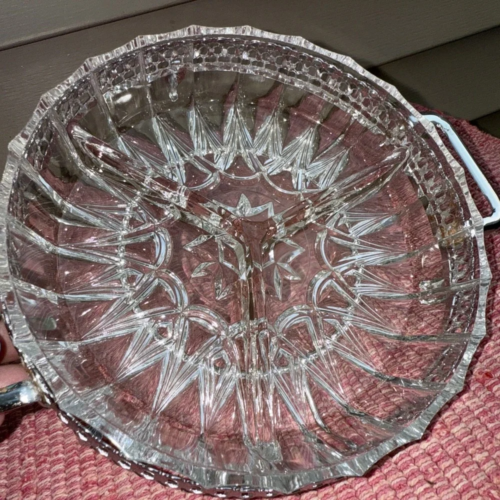 Vintage ROUND Glass 3 PART CANDY or RELISH DISH in METAL CADDY‎ BASKET